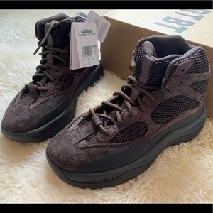 Adidas Yeezy Oil Slick